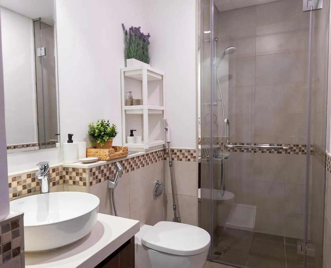 Vera Residence 1 Bedroom Apartment - Business Bay Dubai