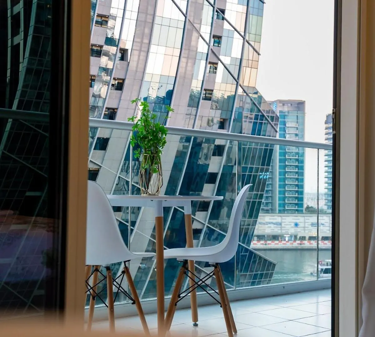 Vera Residence 1 Bedroom Apartment - Business Bay Dubai